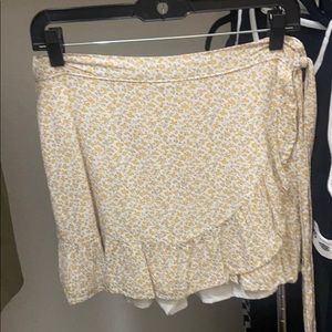 Hollister skirt (built in shorts) floral pattern